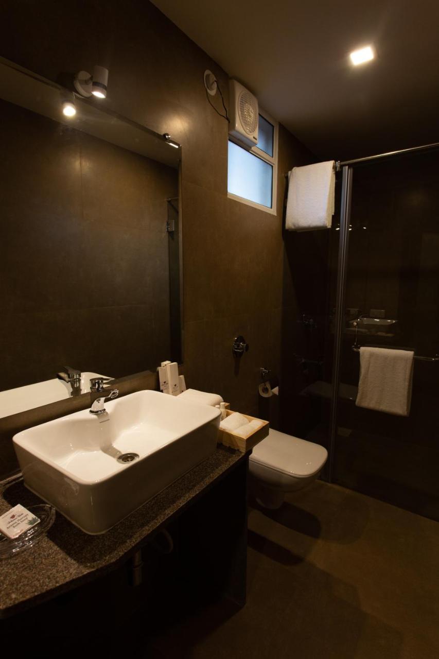 แอนเทอเรียม เซอร์เคิล Hotel มัดกอน ภายนอก รูปภาพ