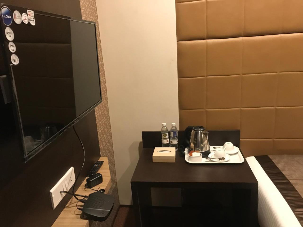แอนเทอเรียม เซอร์เคิล Hotel มัดกอน ภายนอก รูปภาพ