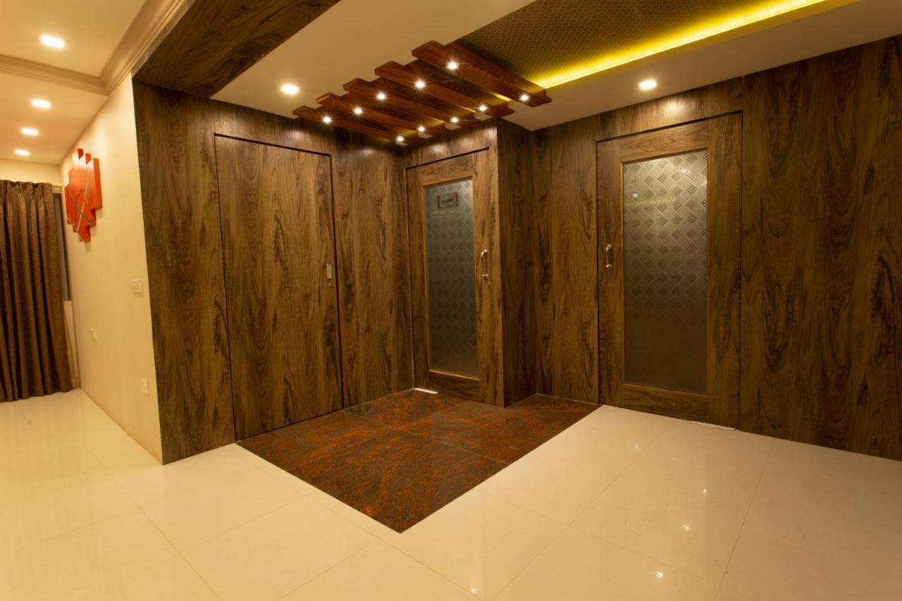 แอนเทอเรียม เซอร์เคิล Hotel มัดกอน ภายนอก รูปภาพ